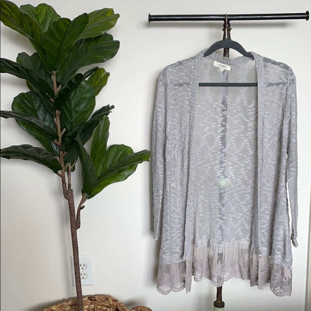 Lightweight knit cardigan